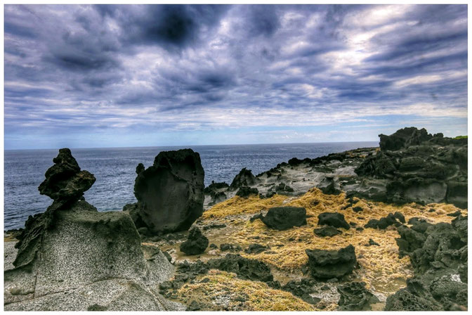 La Réunion, coulées de laves, bombes de laves, océan indien