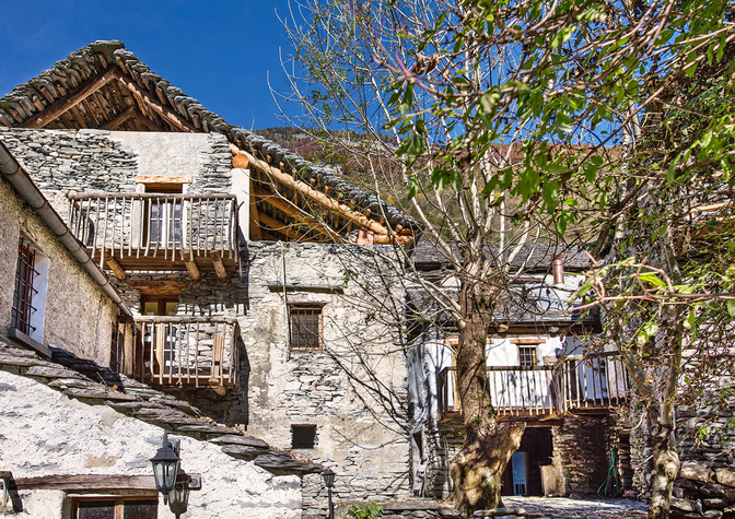 Das Logis Gruppenhaus Hostelleria A Vejo Linescio Tessin das-logis-gruppenhaus-hostelleria-a-vejo-linescio-tessin