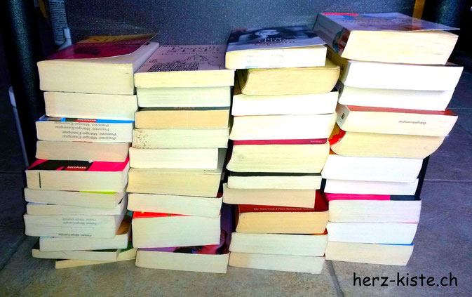Minimalistisches Jahr Ausmisten Bücher Januar