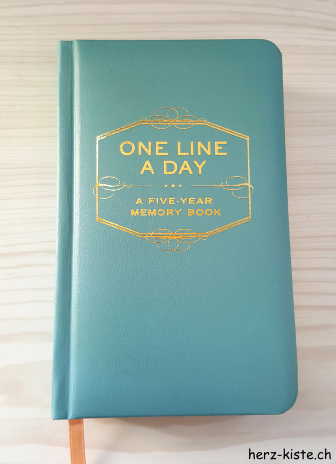 Buch One Line A Day - A fife-year memory book