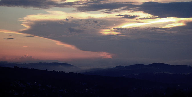 Vor-Unwetter-Stimmung gestern Abend