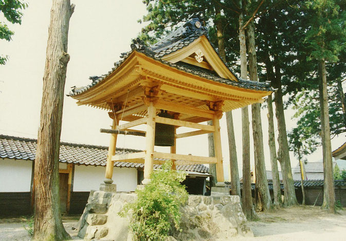 徳照寺(昭和５３年　七尾市　中島町）