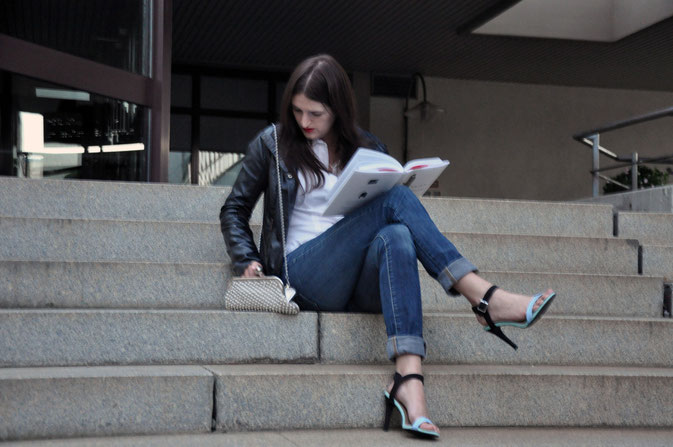 How to be Parisian Buchrezension Buchblog Modeblog Fairy Tale Gone Realistic Pariser Chic