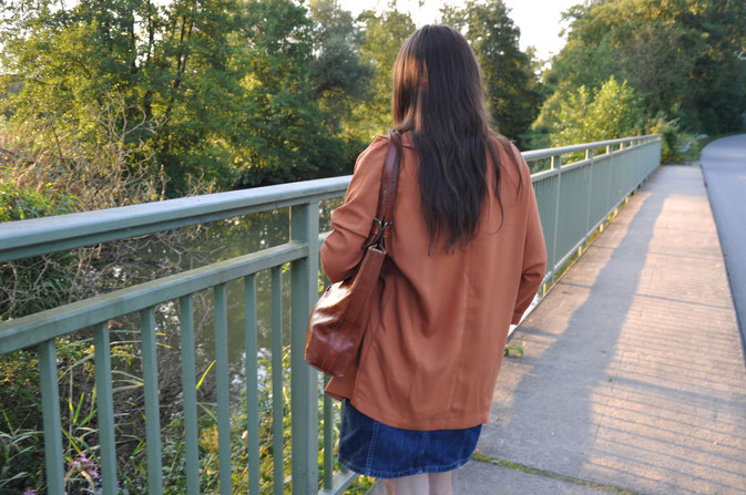 oranger Oversize-Blazer Jeansrock Outfit Modeblog Fairy Tale Gone Realistic Fashionblog Passau München