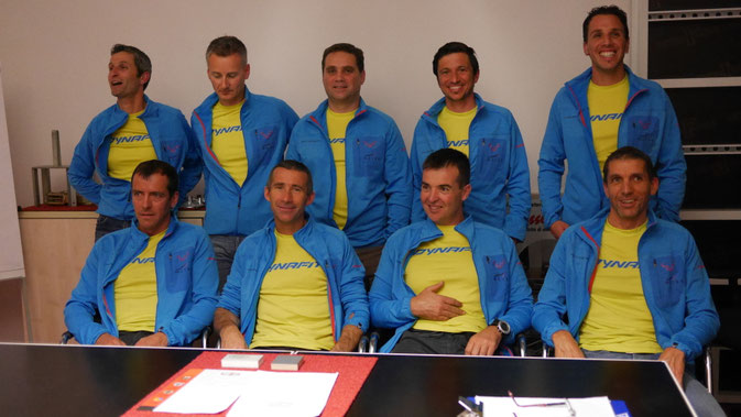 Im Bild das aufgestockte Organisationskomitee rund um das Skirunningteam: Stehend v.l.n.r: Franz Gruber, Stefan Karnutsch, Stefan Holzknecht, Alexander Erhard, Stefan Kuppelwieser Sitzend v.l.n.r. Klaus Wellenzohn, Anton Steiner, Patrik Gamper, Martin Thö