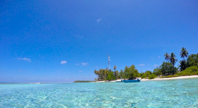 get a job as an english teacher in the maldives
