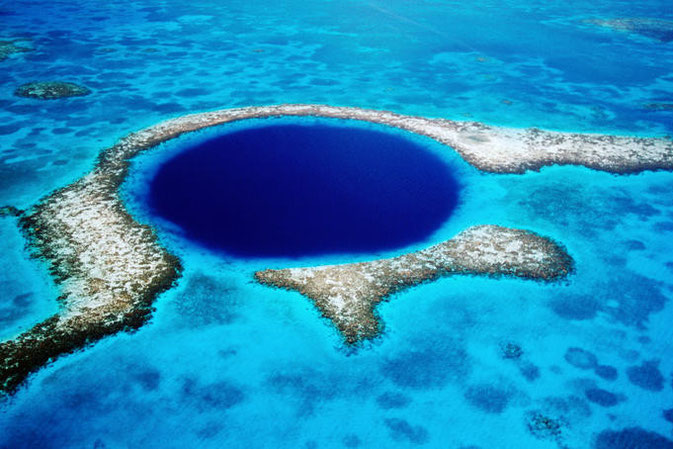 scuba diving the blue hole