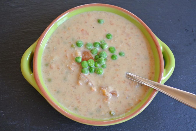 Erdnuss-Suppe: Party & Low Carb (auch für Thermomix)