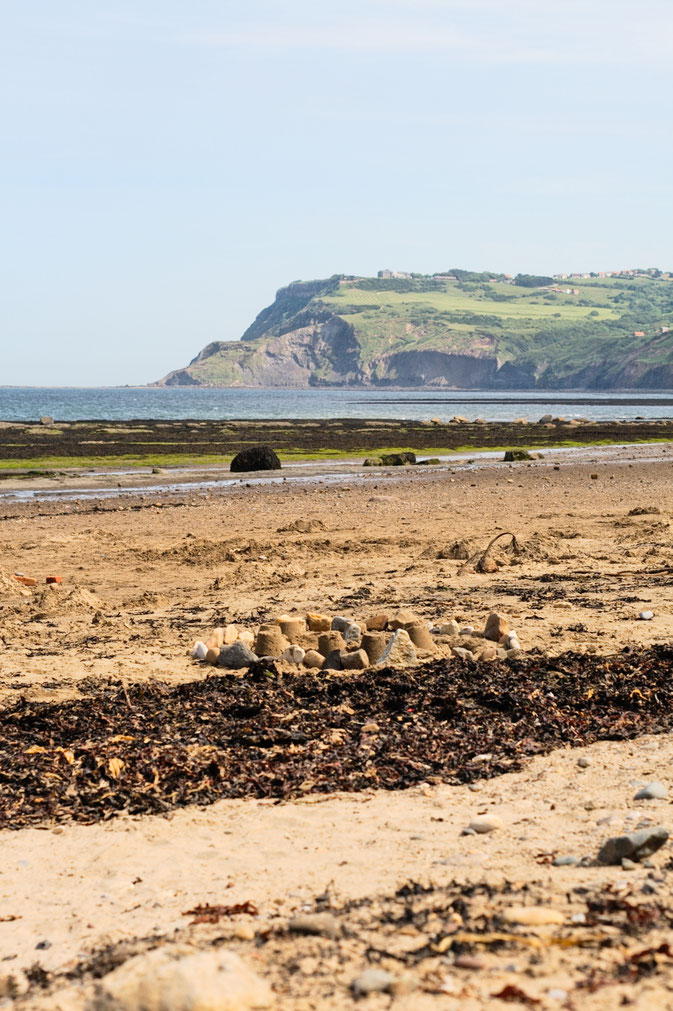 Robin Hood's Bay - Strandfotos und -Outfit - Südkliff und Sandburg - Zebraspider DIY Anti-Fashion Blog