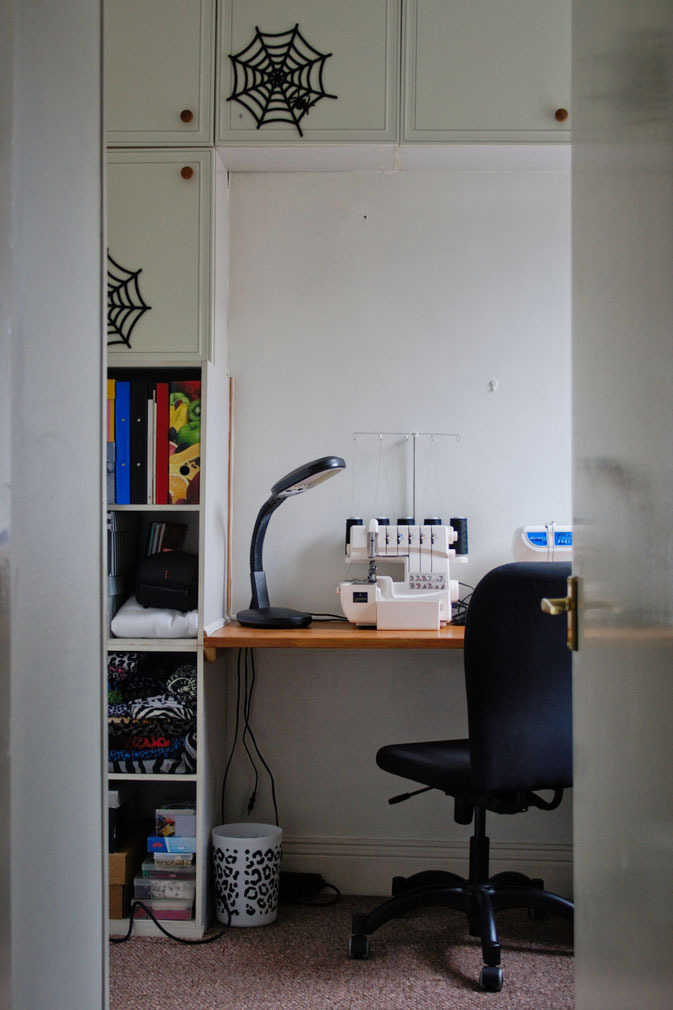 Rundgang durch mein Nähzimmer - Zebraspider Anti-Fashion - as dark, eco