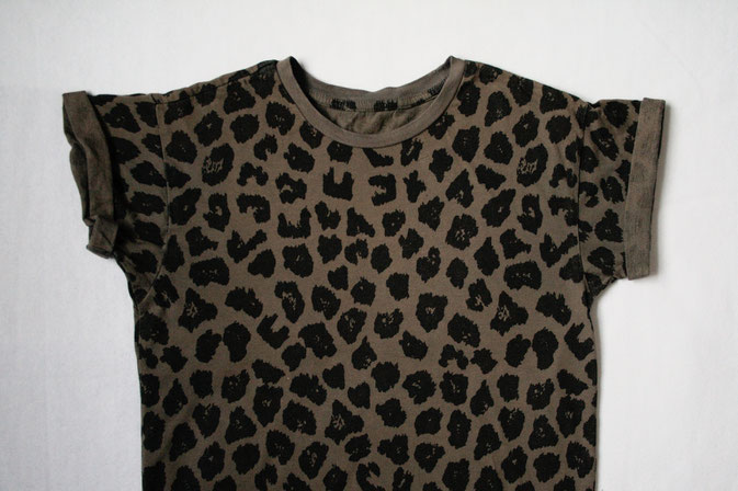 Zweites Leben für den Leopard - T-shirt - Zebraspider DIY Anti-Fashion Blog