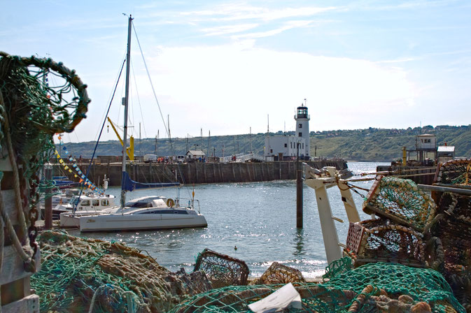 (M)ein Tag am Meer - Scarborough Hafen und Leuchtturm - Zebraspider DIY Blog