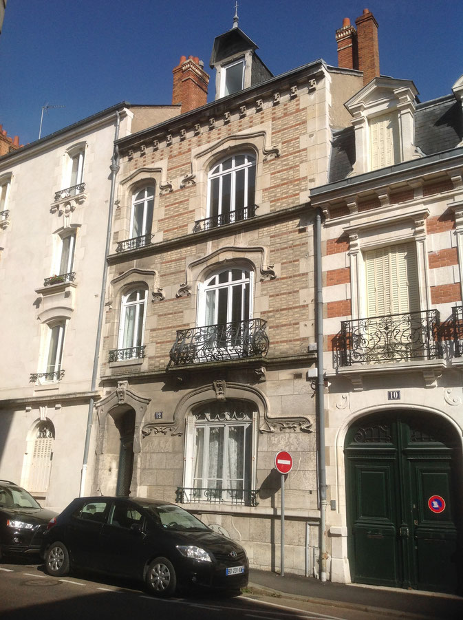Façade de l'immeuble - Chez Eudoxe-gîte-Orléans
