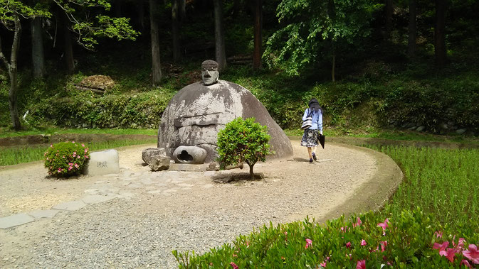 万治の石仏