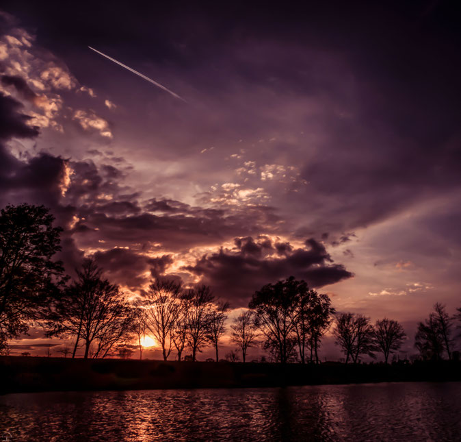 Ein farbenfroher Sonnenuntergang