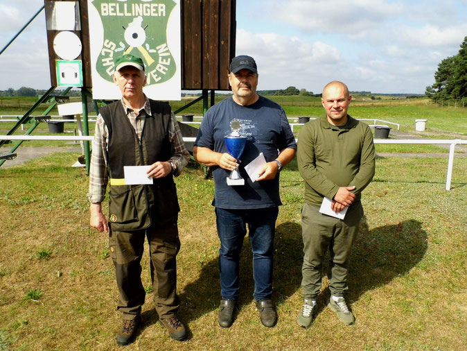von links nach rechts: Gunther Greiff 2.Platz, Frank Hügelow 1.Platz und Sebastian Schilling 3.Platz 