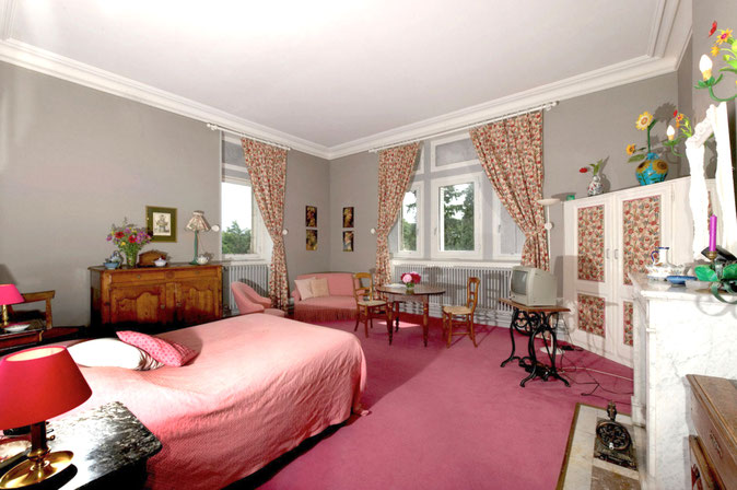 Main room - one double bed