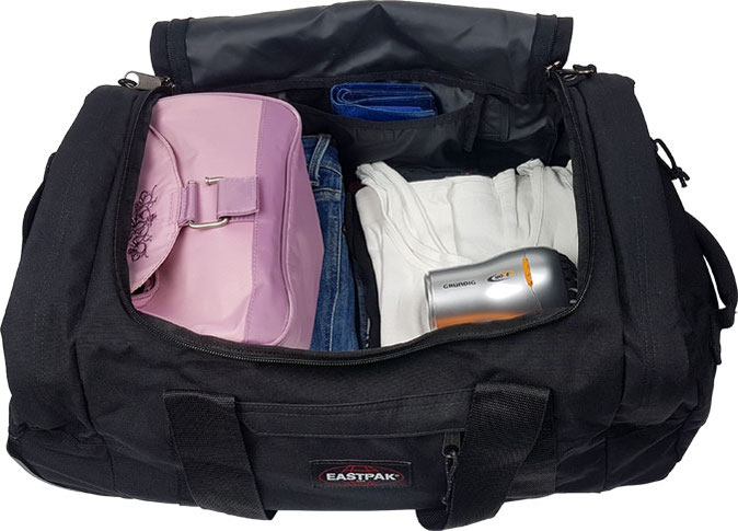 Eastpak Reisetasche klein mit Rollen, Weekender, Business-Reisetasche, Sport-Reisetasche