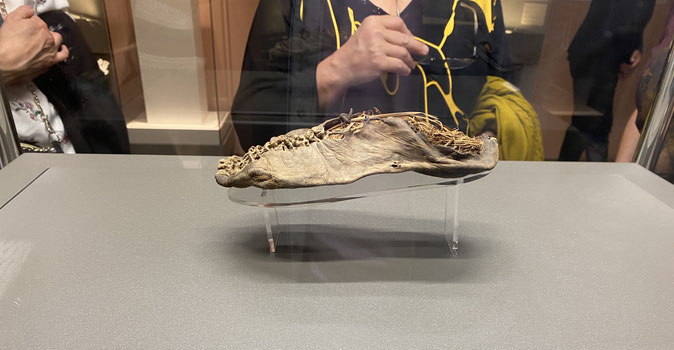 la prima scarpa  umana rinvenuta si trova al Museo dell'Armenia a Yerevan