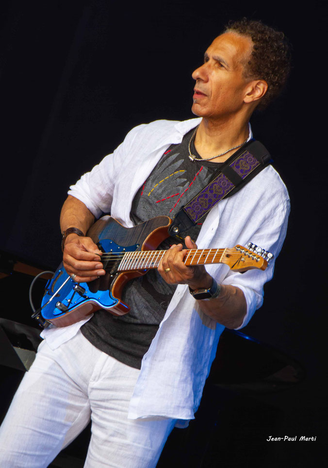 David Gilmore. "Black Lives, from Generation to Generation". La Défense Jazz Festival . June 2025