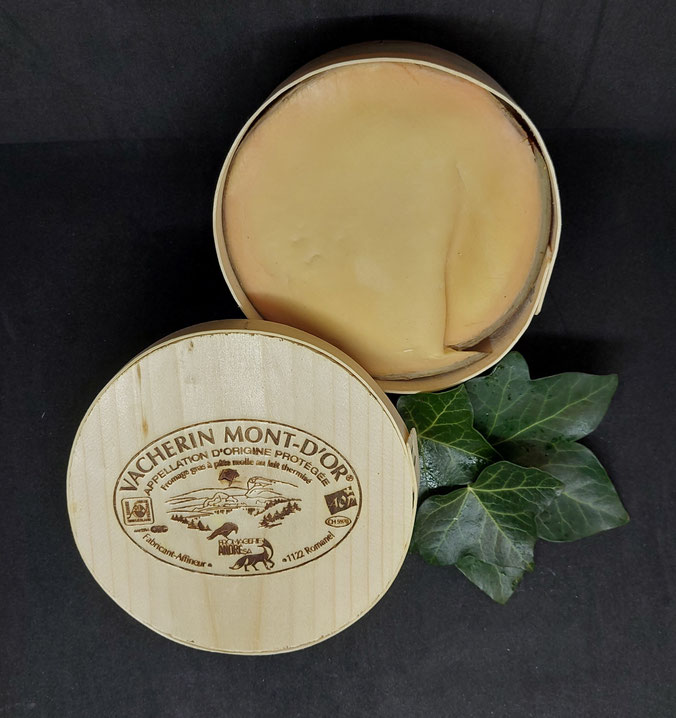Vacherins Mont D'or AOP - Site de fromagerieandresa
