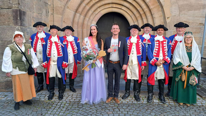 Frühlingskönigin 2026, Daniela I. mit dem Waldschlüssel