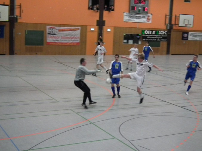Für den FSV- Schröck am Ball- Leo Usbeck