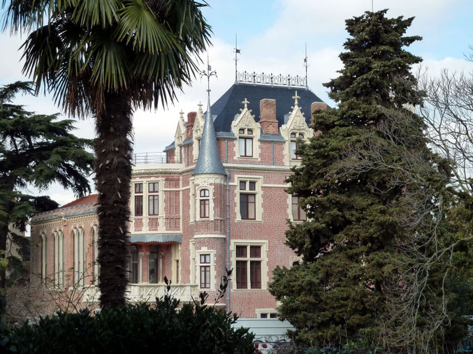 vitraux, chateau des Verrières, quartier Chalets Toulouse