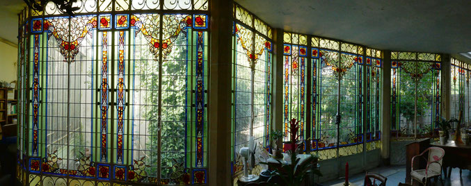 grande véranda, vitraux signés Chigot, 1922