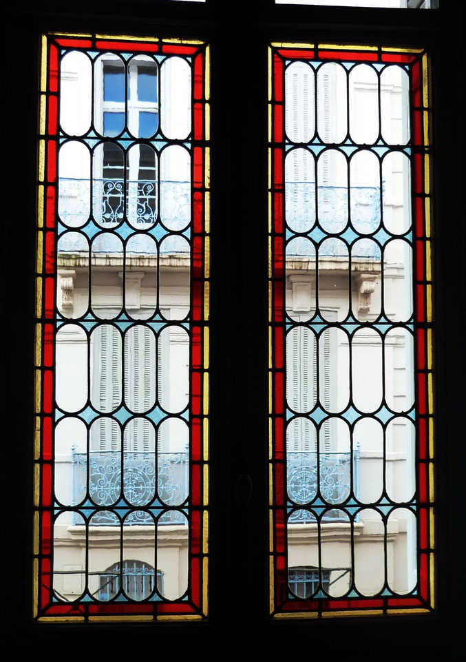Côté rue, salon