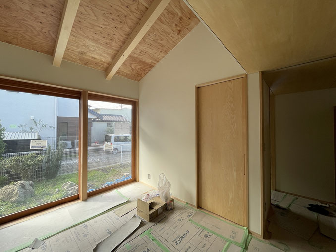 長野県　松本市　安曇野市　建築設計事務所　建築家　news設計室　丸山和男　住宅設計　設計監理　出川町の家Ⅰ　仕上工事　システムキッチン