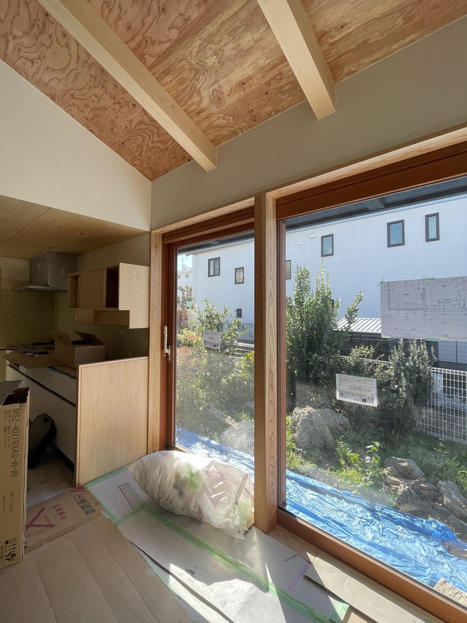 長野県　松本市　安曇野市　建築設計事務所　建築家　news設計室　丸山和男　住宅設計　設計監理　出川町の家Ⅰ　仕上工事　システムキッチン