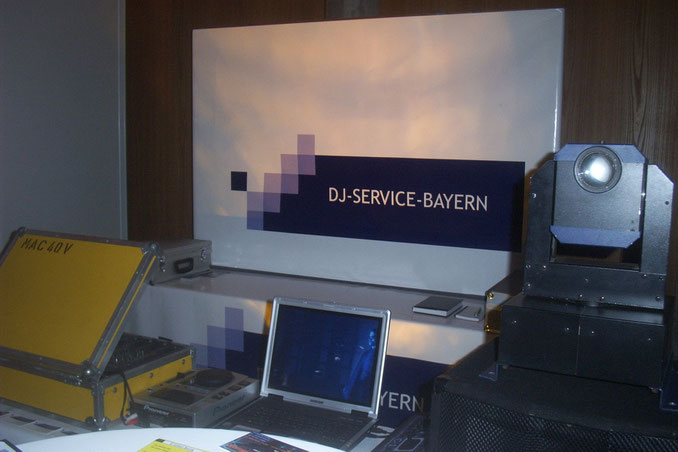 DJ für Messe in München gesucht