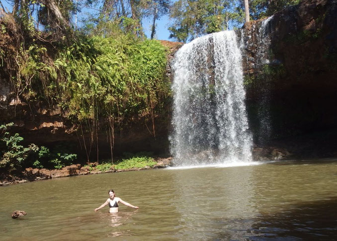 ...und Ka Tieng Wasserfall nahe Ban Lung
