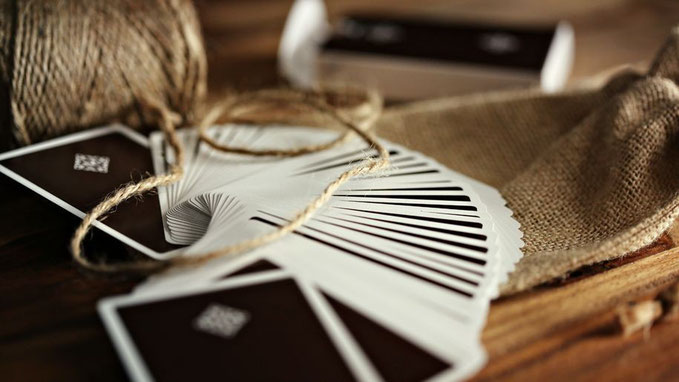 ROUNDERS PLAYING CARDS ラウンダーズ6色 Rounders Playing Cards by Daniel Madison – 52Kards