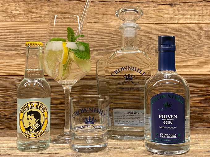 London Dry Gin, Gin aus Österreich, Crownhill Destillerie, österreichischer Gin, Longdrink, Tonic Water, Falstaff 88 Punkte 2021