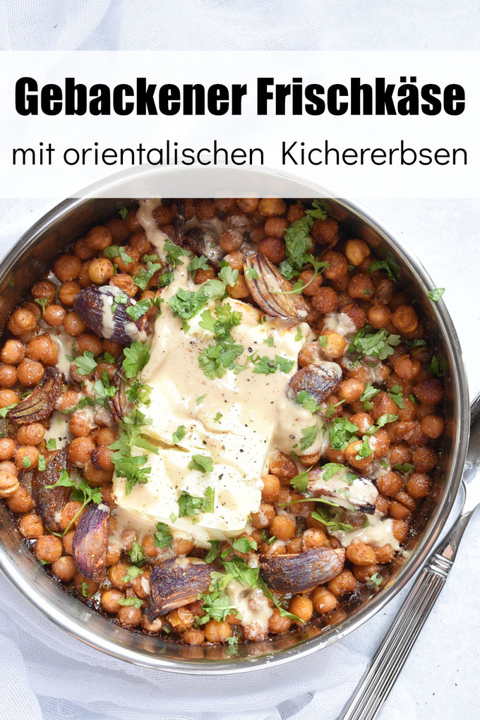 Gebackener Frischkäse mit Kichererbsen und Zwiebeln aus dem Airfryer, perfekte Vorspeise, super lecker mit geröstetem Brot, Heißluftfritteuse