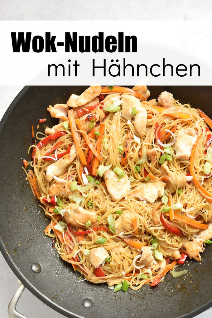 Wok Nudeln mit Hähnchen Paprika und Möhren, einfach und lecker, Familienküche, vegetarisch machbar
