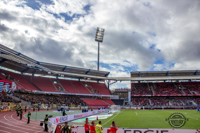 1.FC Nürnberg vs. SG Dynamo Dresden - Max-Morlock-Stadion