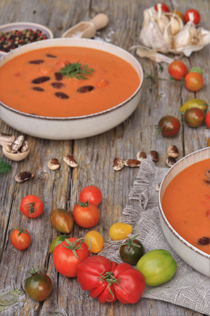 Tomaten und Tomatensuppe