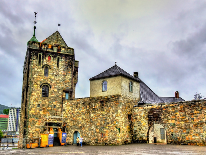 Bergenhus Festung: Erkundet eine der ältesten und am besten erhaltenen Festungen Norwegens