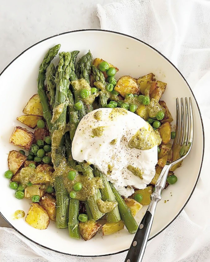 Pesto Kartoffeln mit grünem Spargel und Burrata Rezept