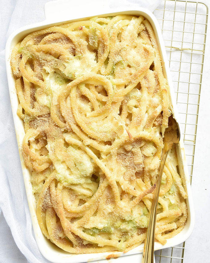 Makkaroni Lauch Auflauf mit Bröselkruste