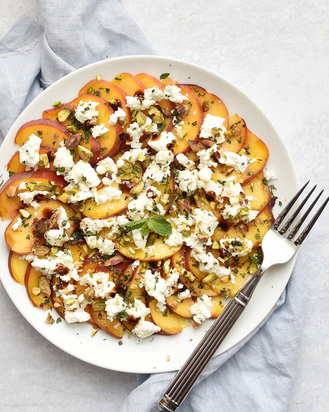 Pfirsich Carpaccio mit Feta - sommerliche Vorspeise