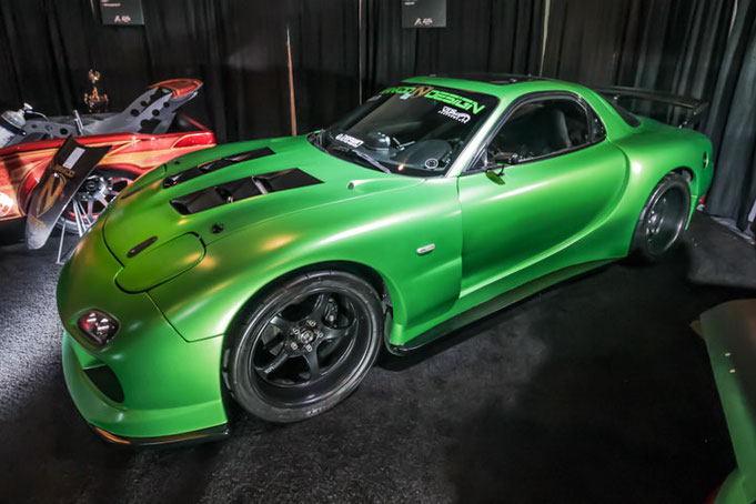 Une mazda XR-7 1994 de la Zone Performance du Salon de l'Auto de Montréal 2025