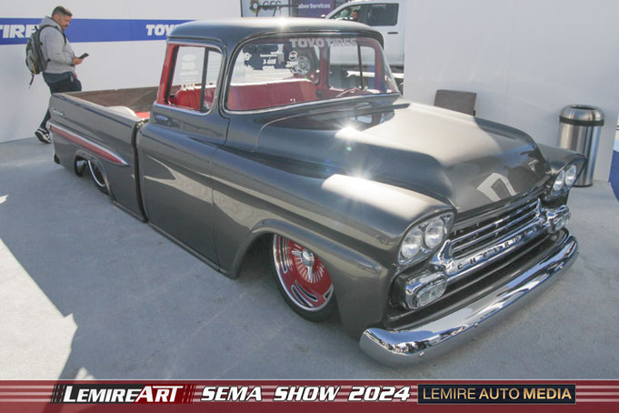 Chevrolat Apache 1959 par Stafford's Garage @ Toyo Tires Treadpass