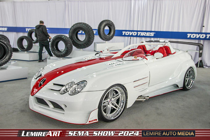 Mercedes McLaren SLR 2006 par S-Klub Los Angeles @ Toyo Tires Treadpass