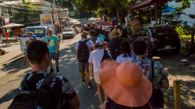 Warteschlange am Eingang des Manuel Antonio Nationalpark
