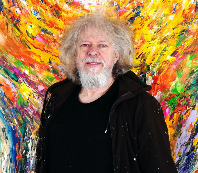 artist Peter Nottrott with his oversized abstract painting Desire Of Freedom XXL 6 in portrait format