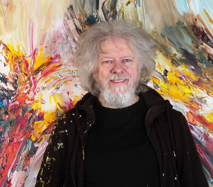 the artist Peter Nottrott with his painting Great Feelings L 1